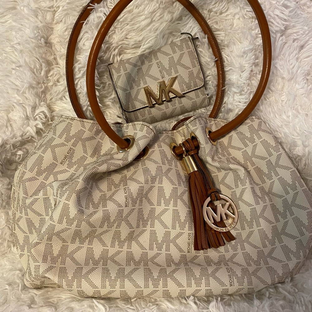 Michel Kors  bag and wallet